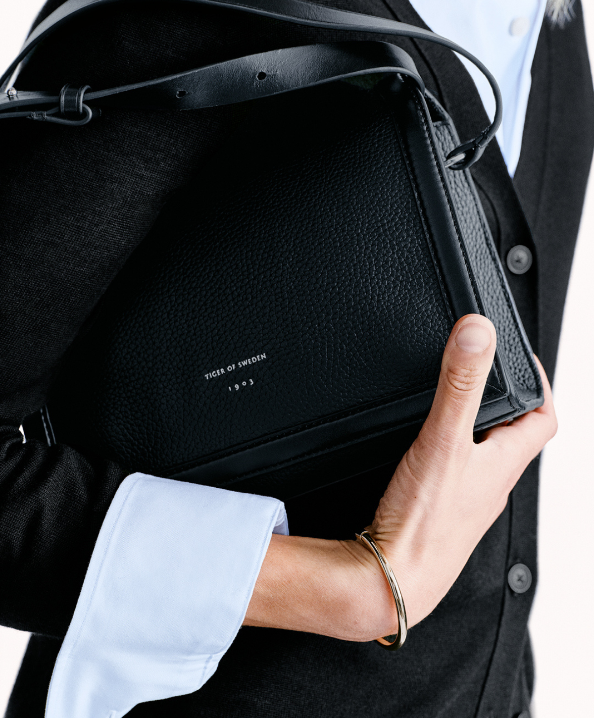 MEN / BAGS