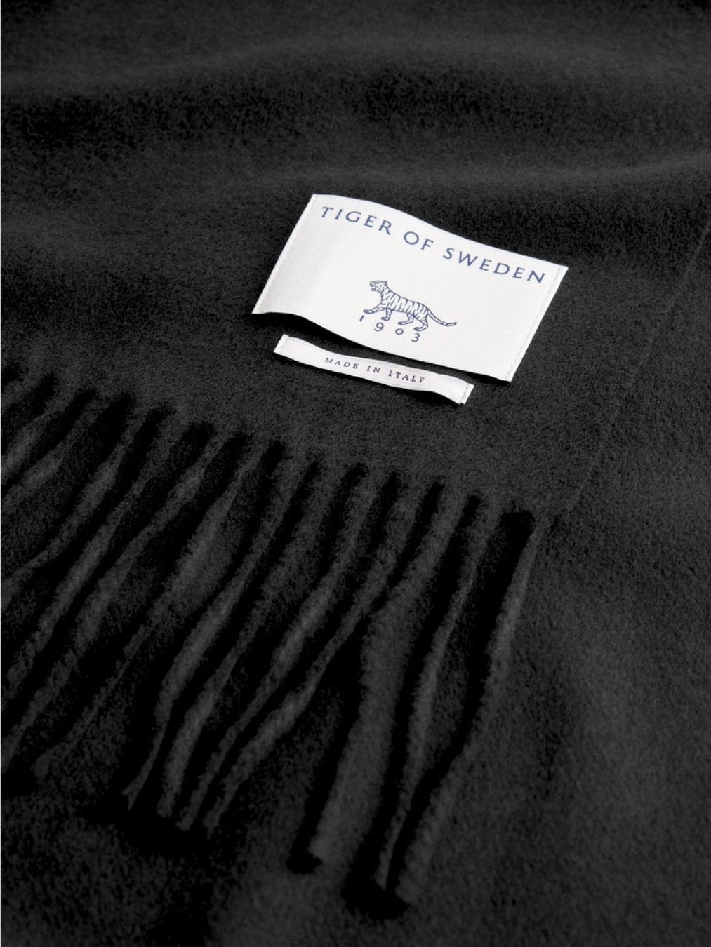 Sylan RWS Wool Scarf - Black