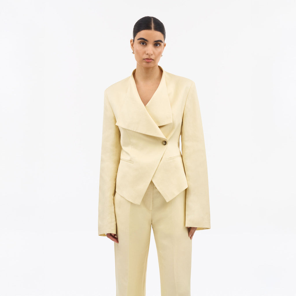 Audris Tuxedo Linen Jacket - Buttermilk Scotch Yellow