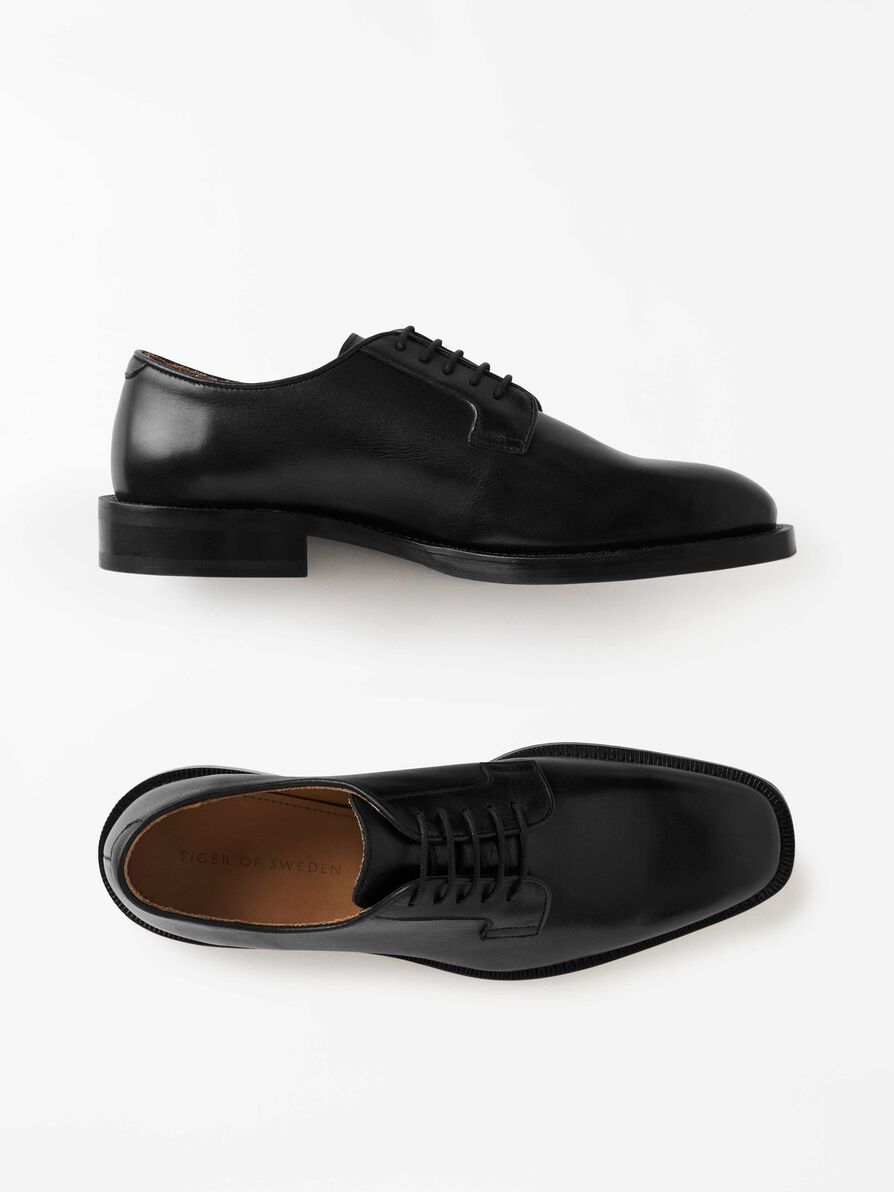 Sonist - Shoe
